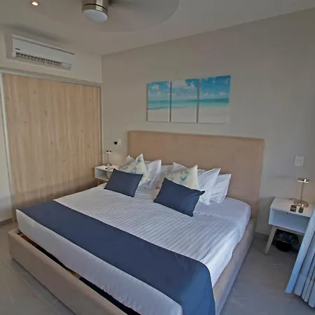 The Gallery Condos Playa De Carmen